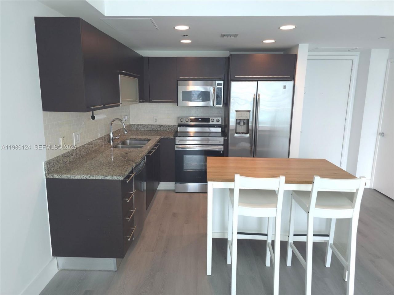 950 Brickell Bay Dr , Unit 1508, Miami, FL 33131 Photo