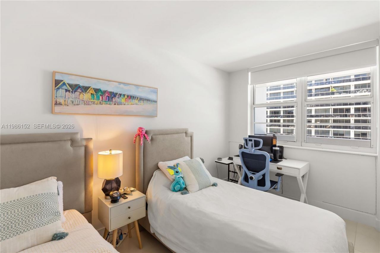 5825 Collins Ave , Unit 10E, Miami Beach, FL 33140 Photo