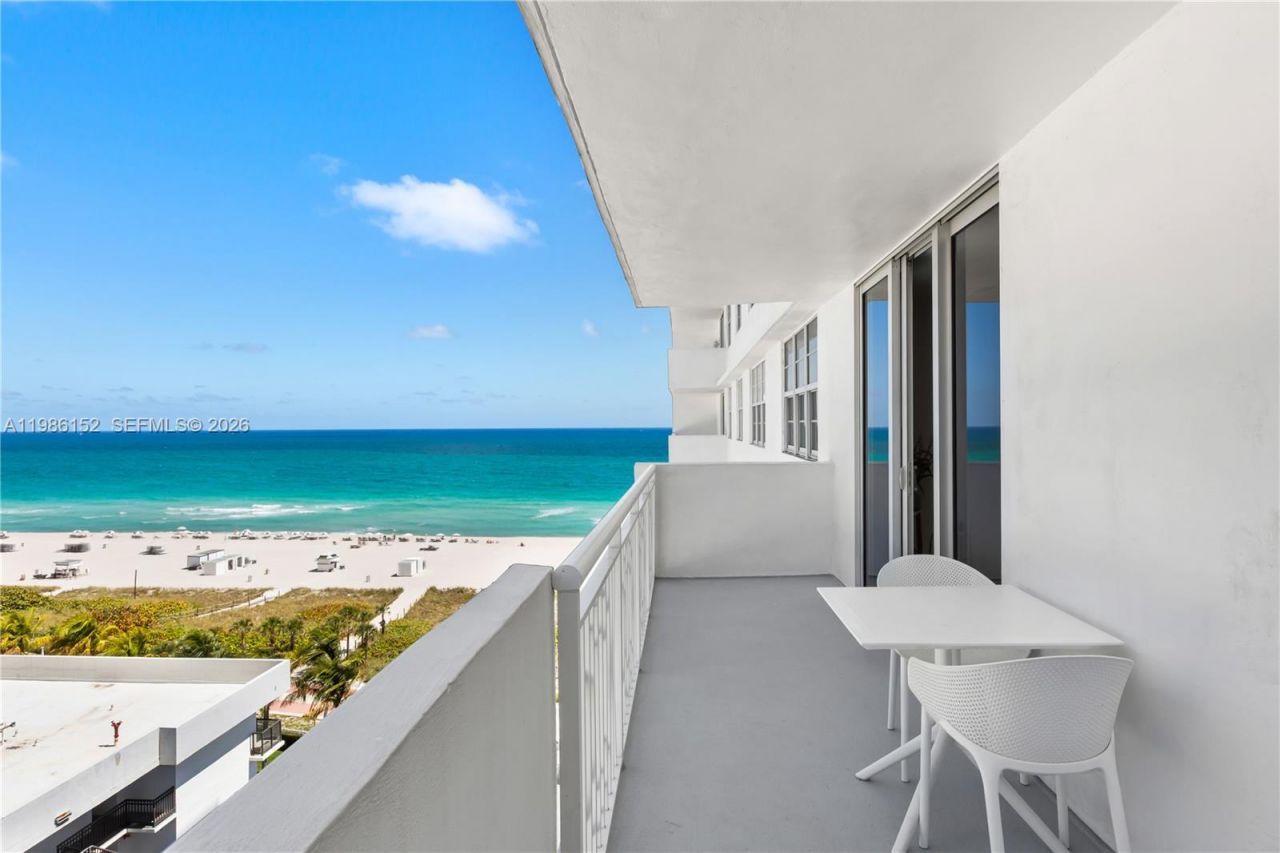 5825 Collins Ave , Unit 10E, Miami Beach, FL 33140 Photo