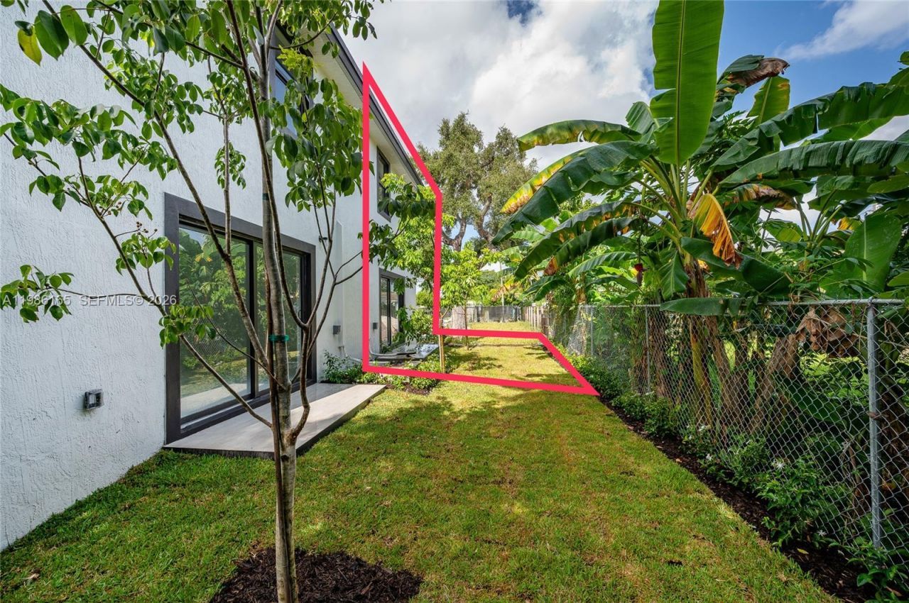 528 NW 13th St, Florida City, FL 33034 Photo