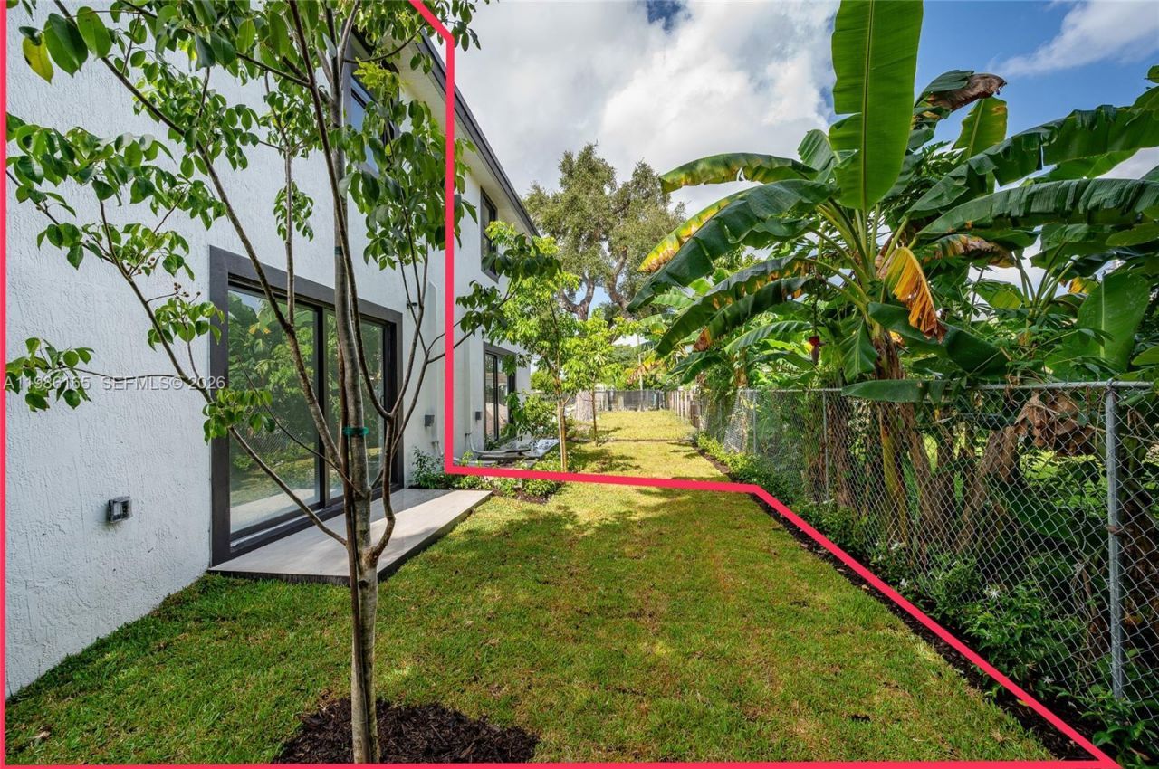 528 NW 13th St, Florida City, FL 33034 Photo