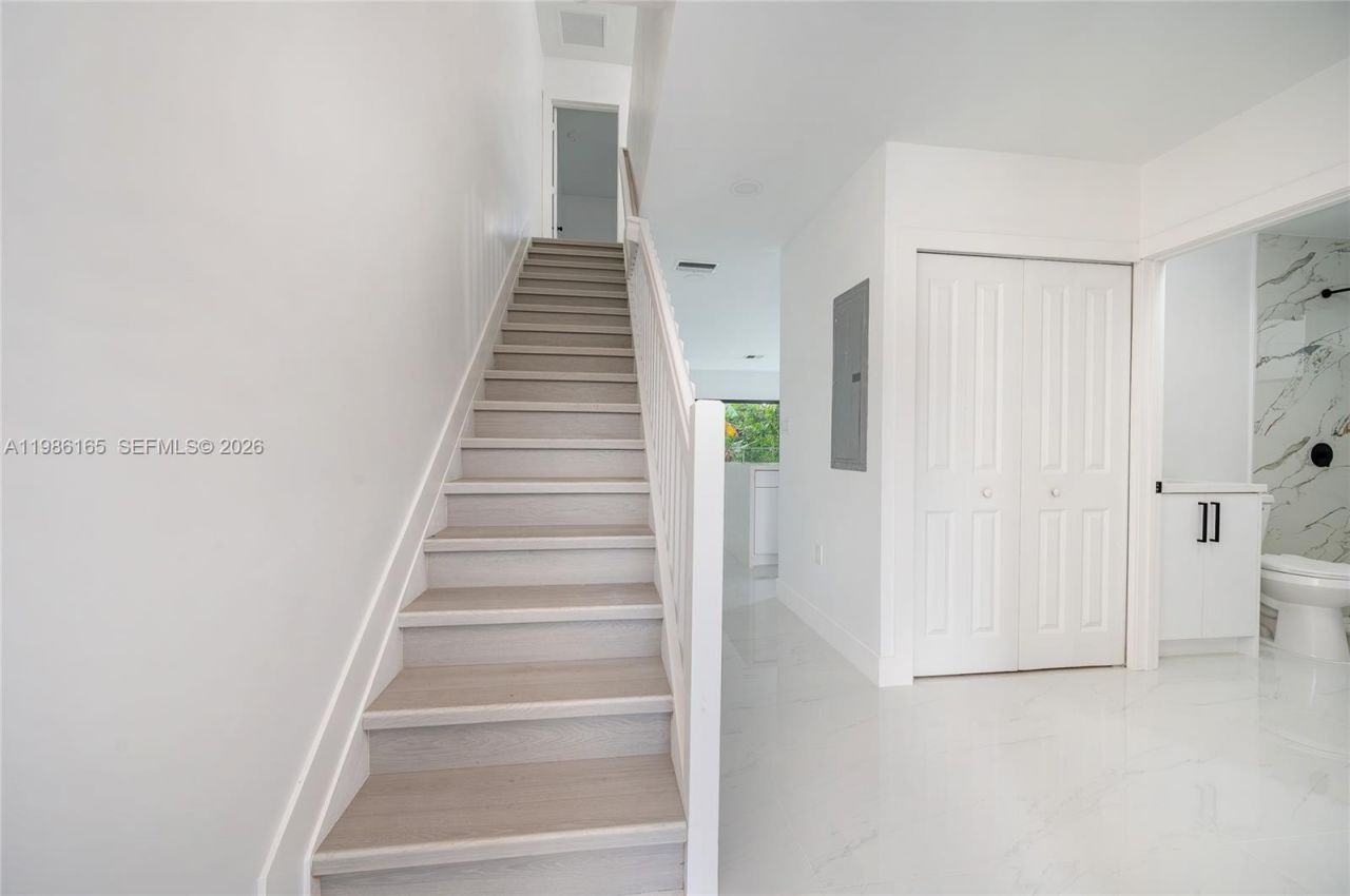 528 NW 13th St, Florida City, FL 33034 Photo