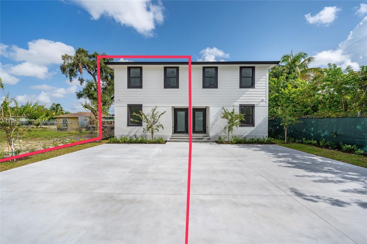 528 NW 13th St, Florida City, FL 33034 Photo