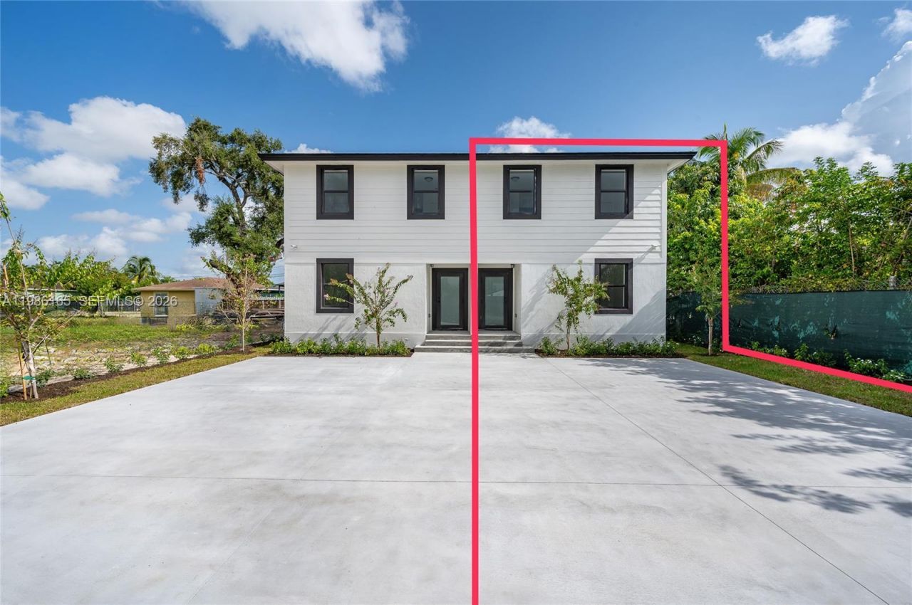 528 NW 13th St, Florida City, FL 33034 Photo