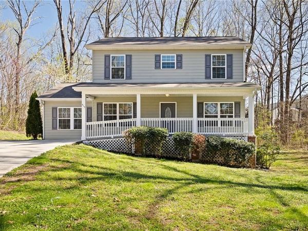 415 Heritage Row, Woodstock, GA 30188