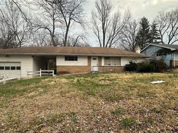 10164 Ventura Drive , St Louis, MO 63136
