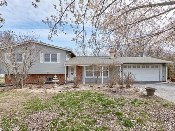 1080 Meadowbrook Drive, Troy, MO 63379