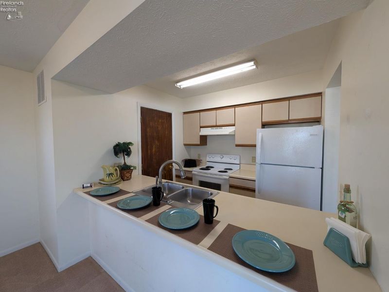 311 N Lake Pine Drive, Unit A, Lakeside, OH 43440 Photo 5