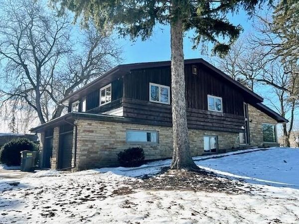 S103W19367 Kelsey DRIVE, Muskego, WI 53150