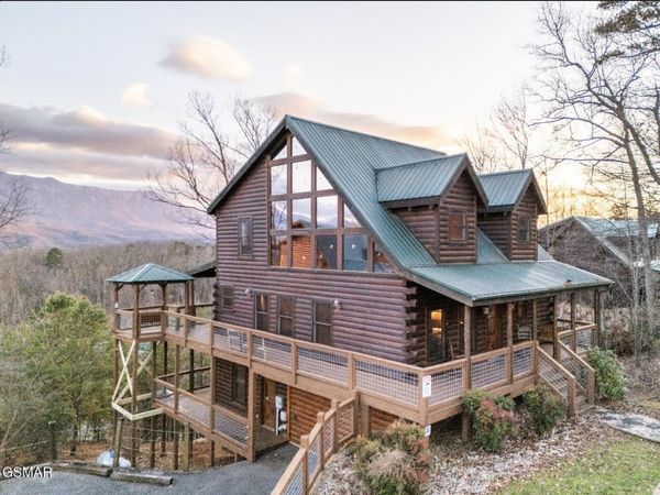 2124 E View Drive, Sevierville, TN 37876