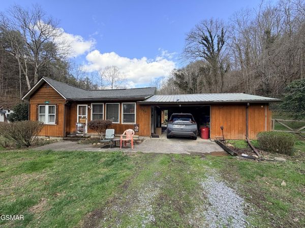 580 Hale Brook Road, Newport, TN 37821