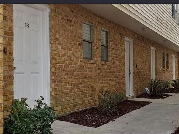 4754 PONTCHARTRAIN Drive , Unit 1, Slidell, LA 70458