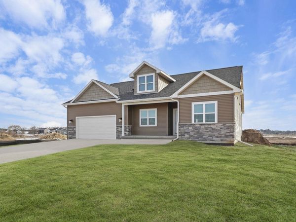 300 Michelle Lane, Unit 177, Cottage Grove, WI 53527