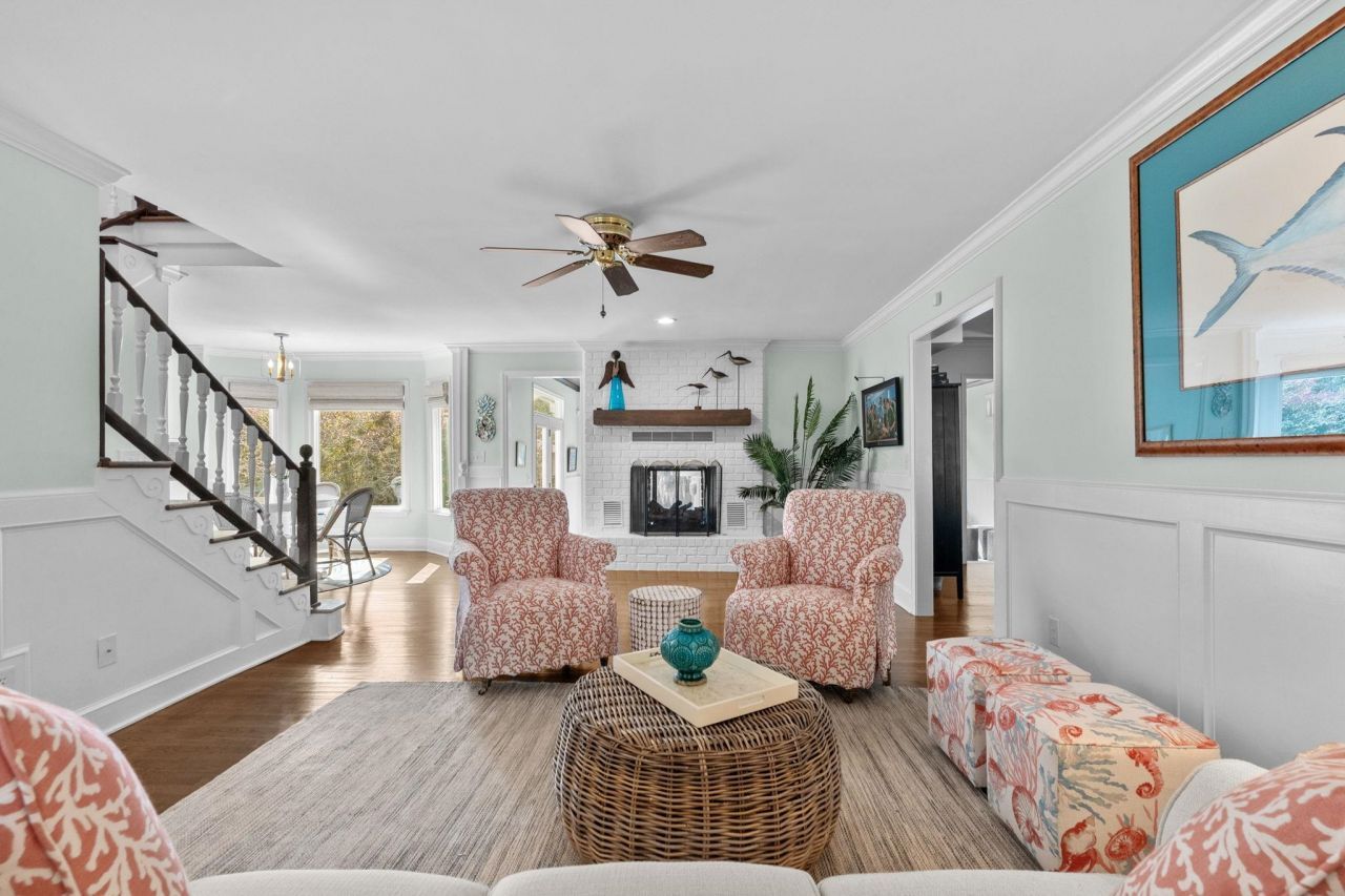 64 Middle Gate Rd. Photo 10