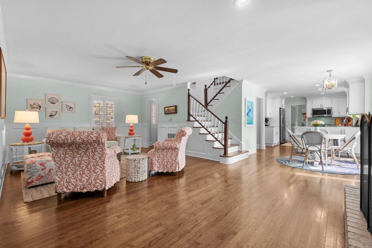 64 Middle Gate Rd. Photo 12