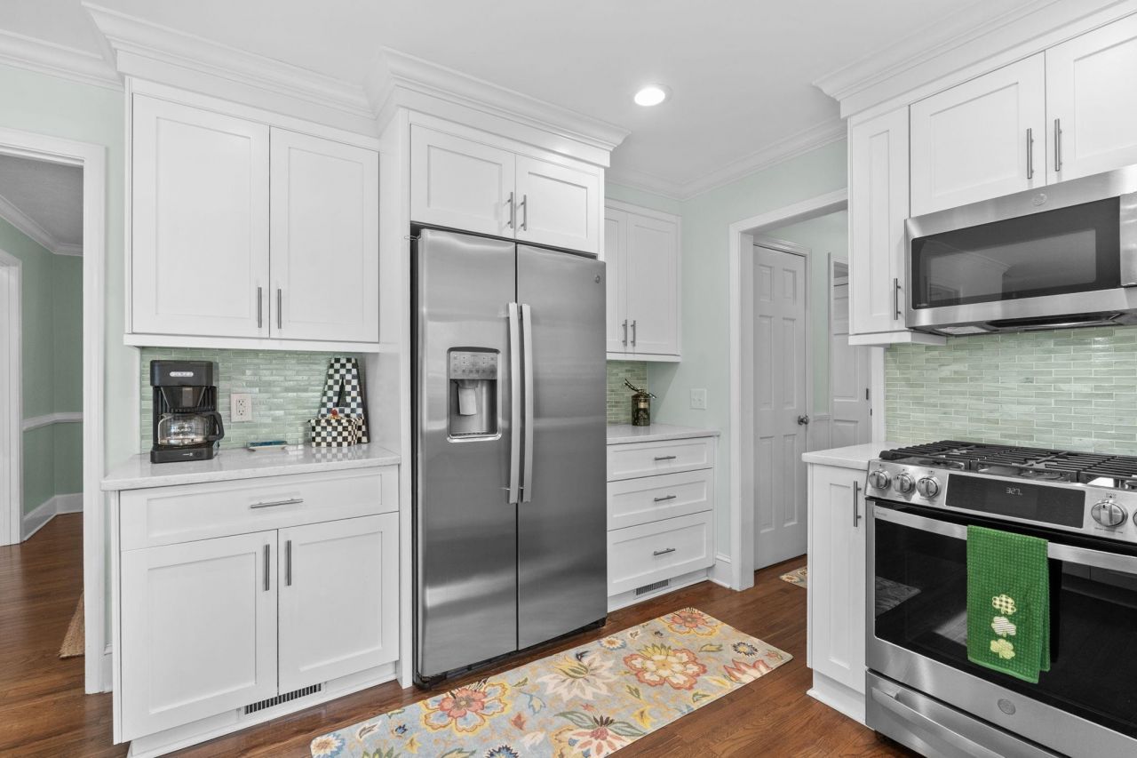 64 Middle Gate Rd. Photo 16