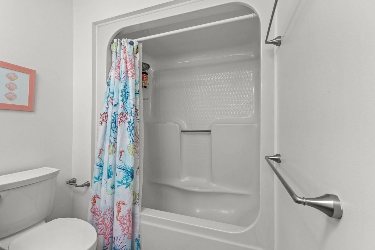 64 Middle Gate Rd. Photo 31