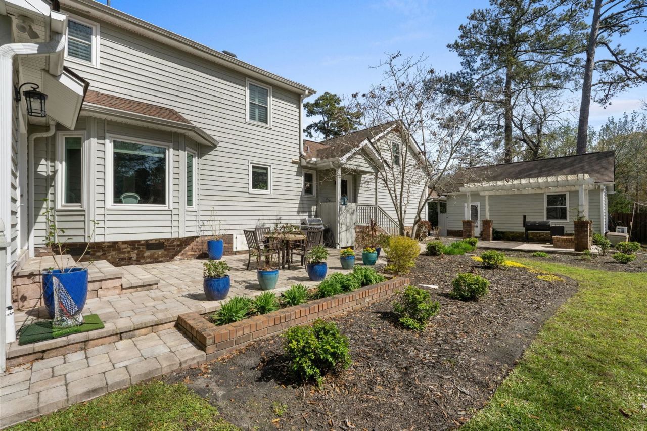 64 Middle Gate Rd. Photo 45