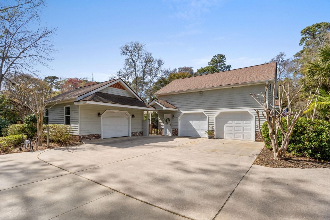 64 Middle Gate Rd. Photo 53