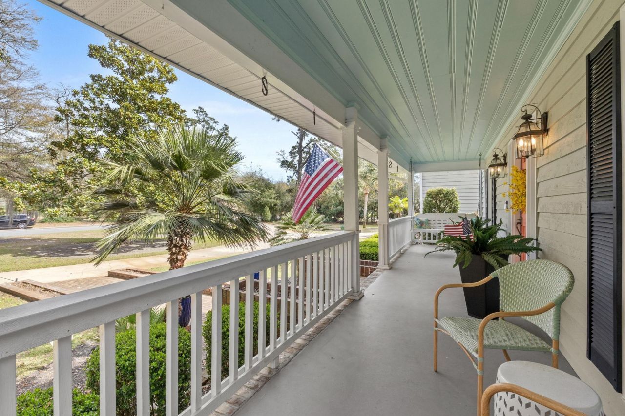 64 Middle Gate Rd. Photo 6