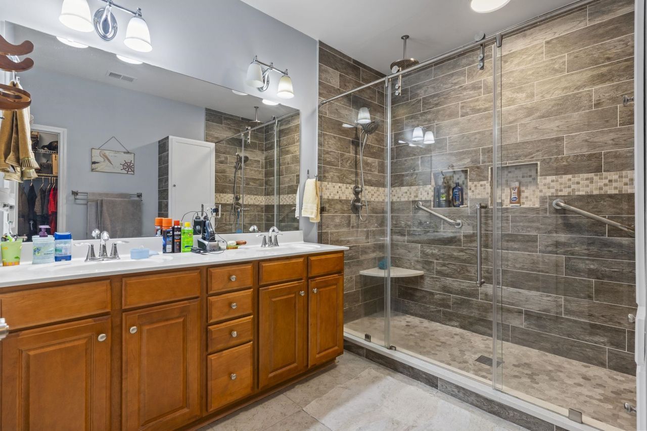 208 Simplicity Dr. Photo 21