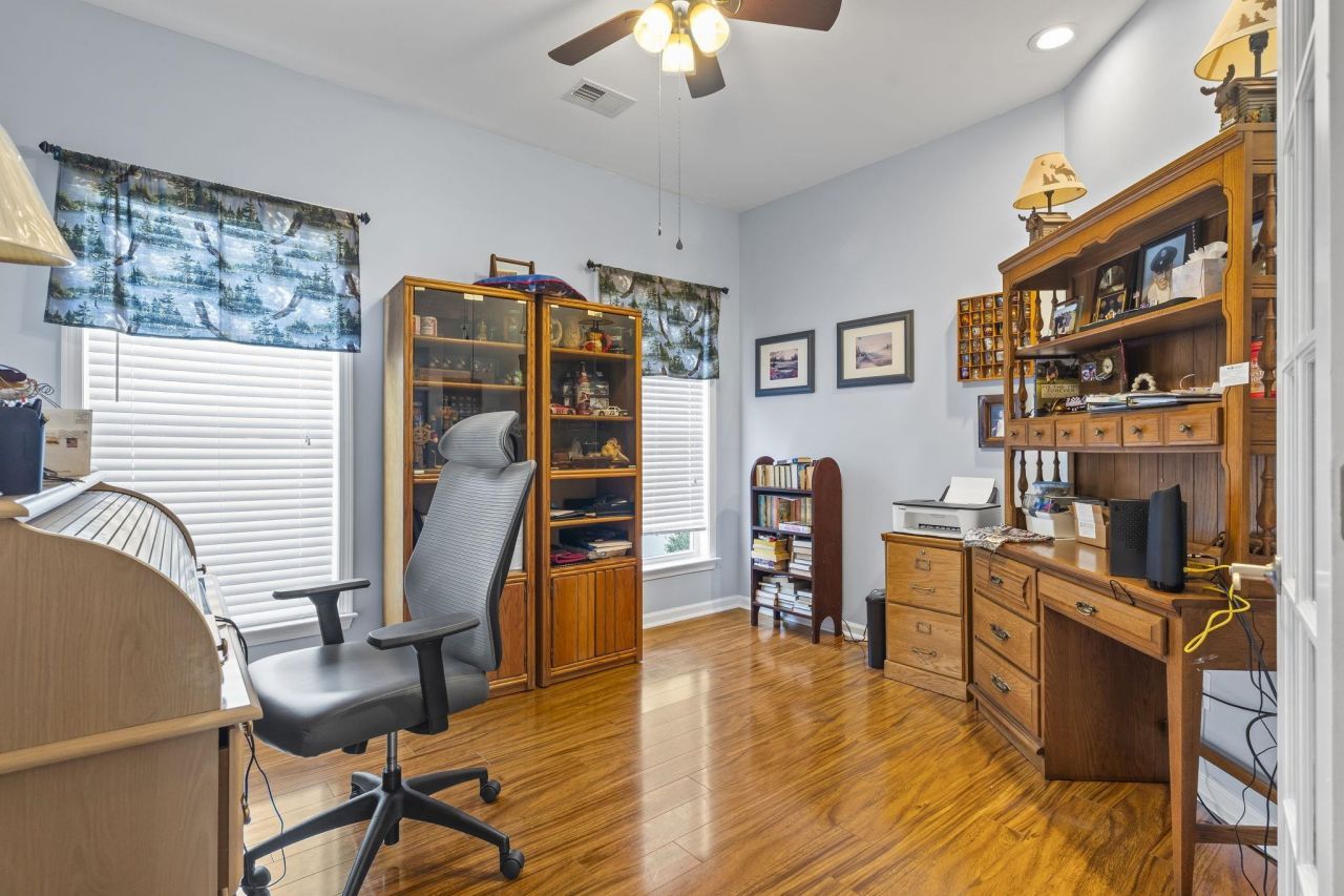 208 Simplicity Dr. Photo 26