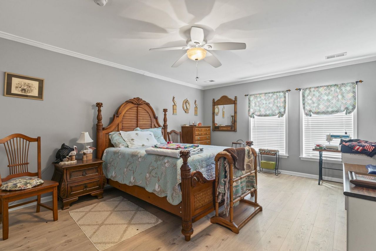 208 Simplicity Dr. Photo 27