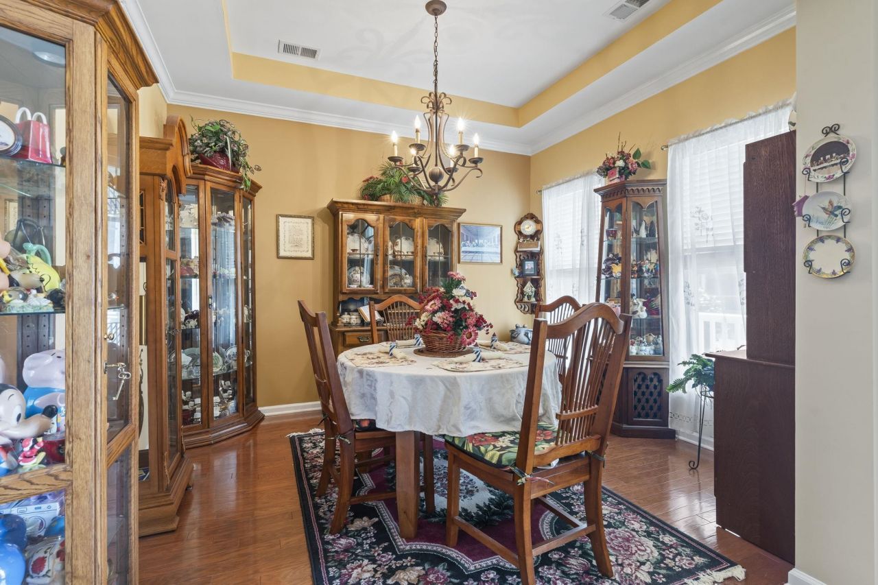 208 Simplicity Dr. Photo 6