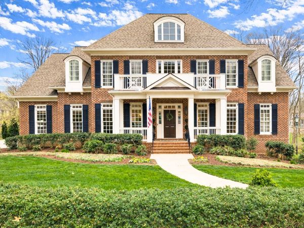 305 Silvercreek Ct, Franklin, TN 37069