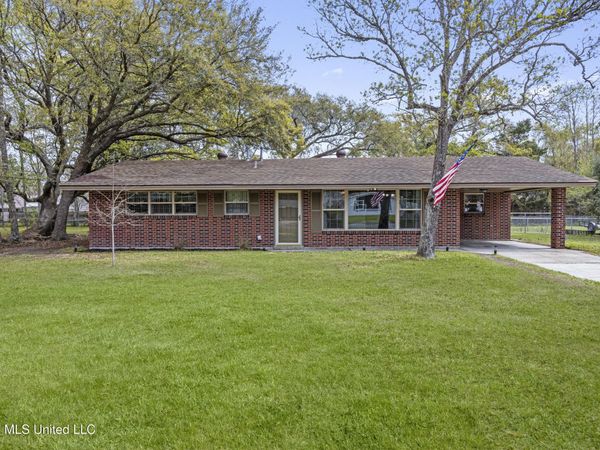 106 Clower Avenue, Long Beach, MS 39560