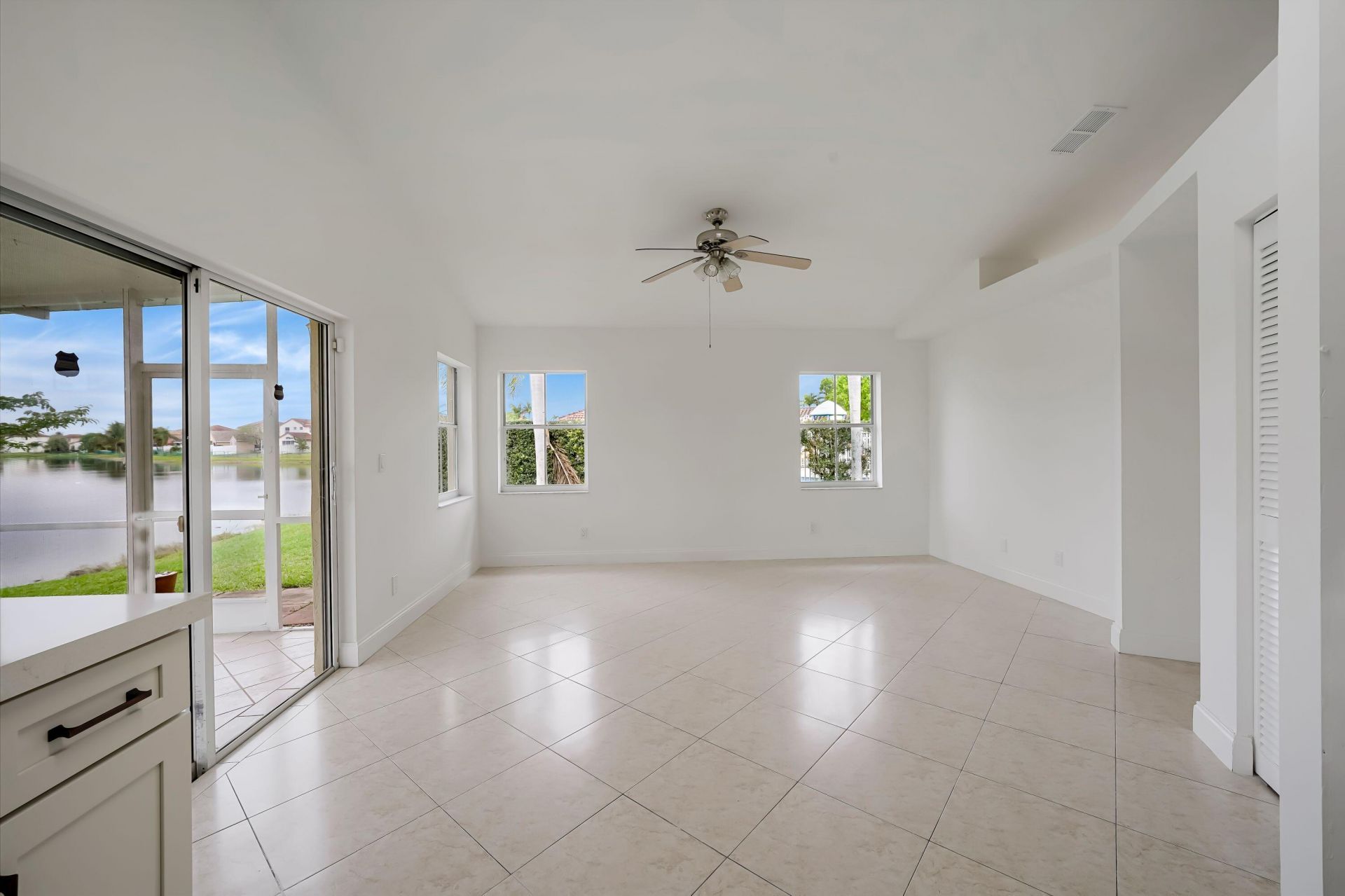 2042 NW 184th Way, Pembroke Pines, FL 33029 Photo