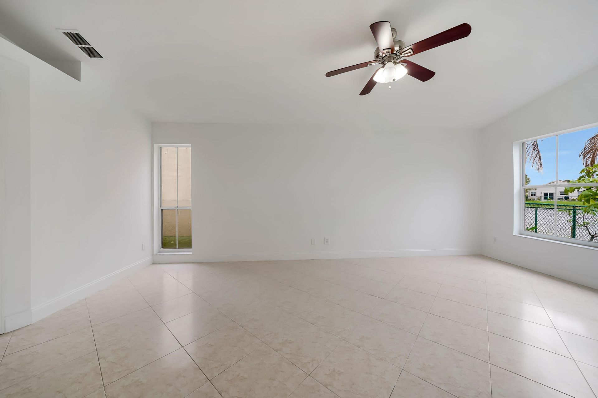 2042 NW 184th Way, Pembroke Pines, FL 33029 Photo
