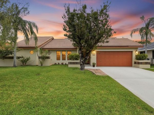 4885 NW 50th Street, Coconut Creek, FL 33073