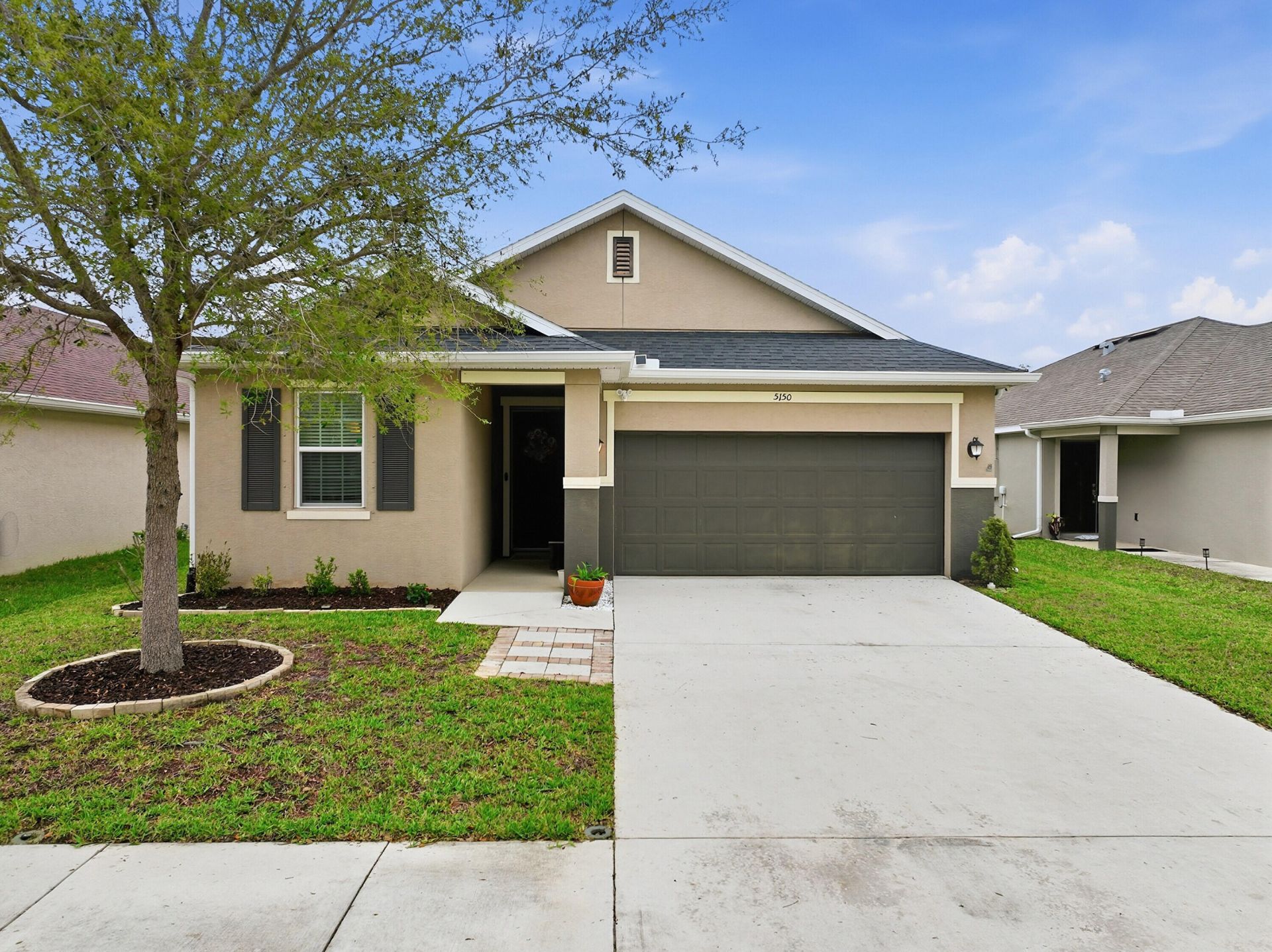 5150 NW Pine Trail Circle, Port Saint Lucie, FL 34983 Photo