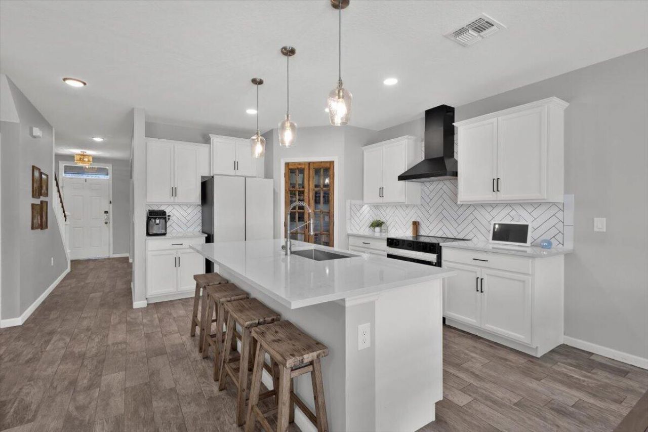 3117 Yellowstone Circle, Fort Pierce, FL 34945 Photo