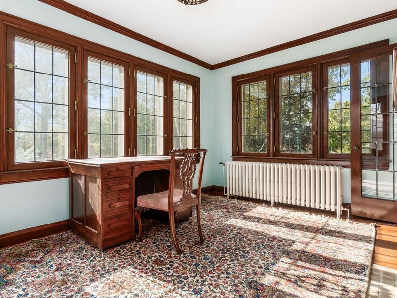 2165 S Parkway Drive , Columbus, OH 43221 Photo 28