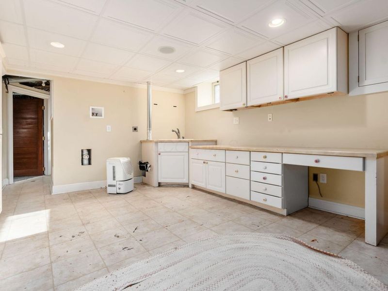 2165 S Parkway Drive , Columbus, OH 43221 Photo 56