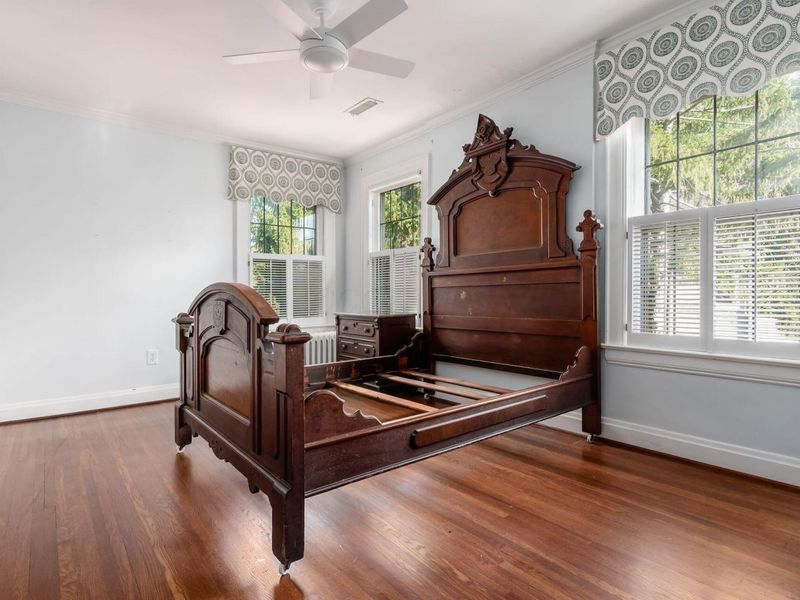 2165 S Parkway Drive , Columbus, OH 43221 Photo 63