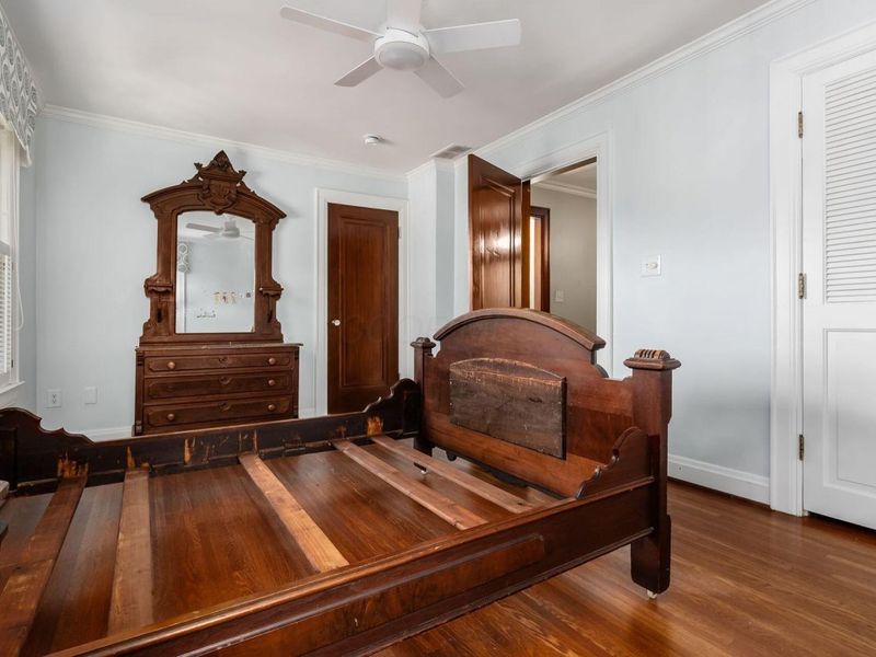 2165 S Parkway Drive , Columbus, OH 43221 Photo 64