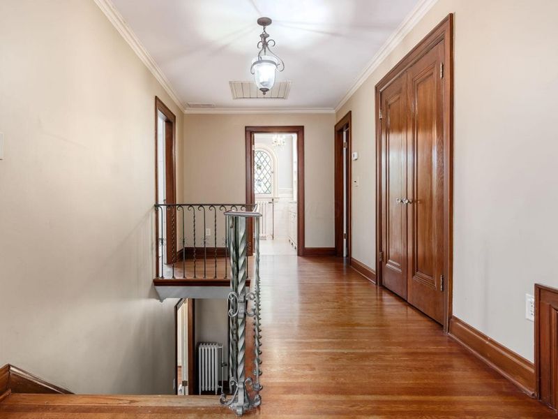 2165 S Parkway Drive , Columbus, OH 43221 Photo 65