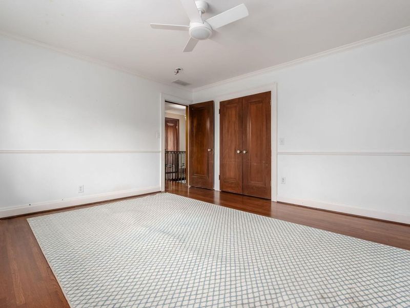 2165 S Parkway Drive , Columbus, OH 43221 Photo 67