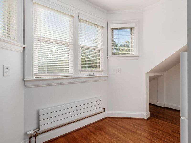 2165 S Parkway Drive , Columbus, OH 43221 Photo 68