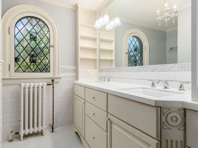 2165 S Parkway Drive , Columbus, OH 43221 Photo 70