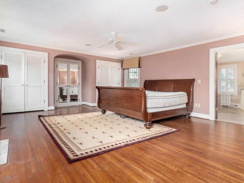 2165 S Parkway Drive , Columbus, OH 43221 Photo 72