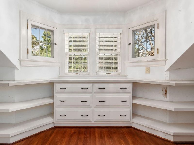 2165 S Parkway Drive , Columbus, OH 43221 Photo 76