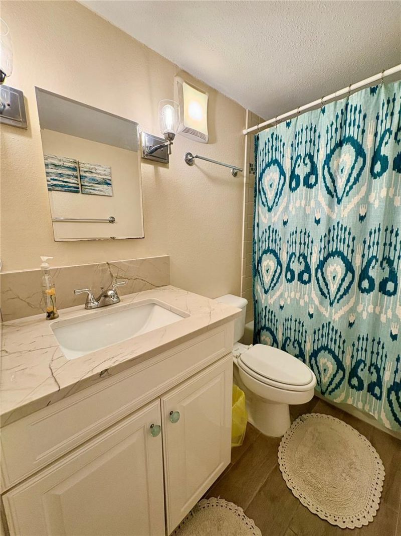 722 S Blvd Of The Presidents , Unit 105, Sarasota, FL 34236 Photo