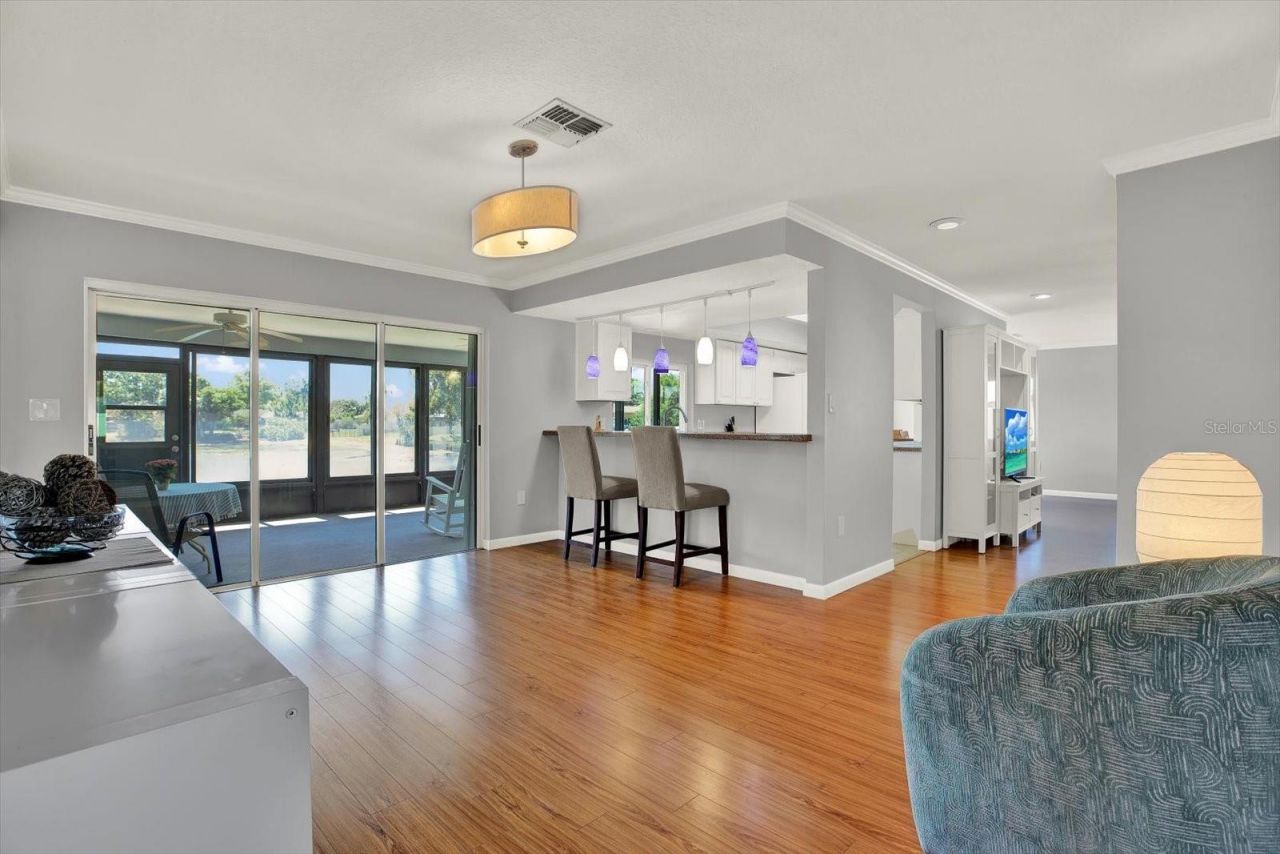 12134 96th Place, Seminole, FL 33772 Photo