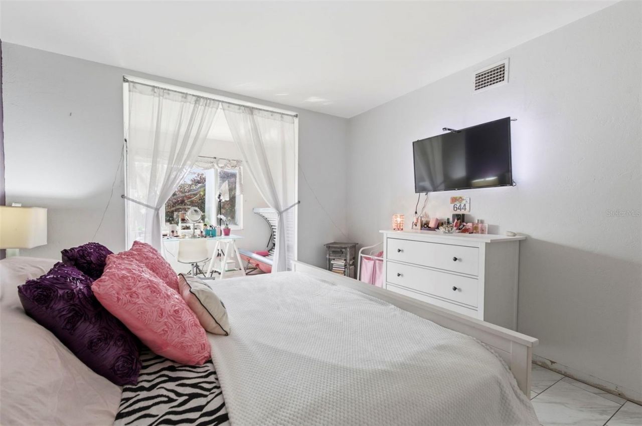 4595 Chancellor Street Ne, Unit 227, Saint Petersburg, FL 33703 Photo