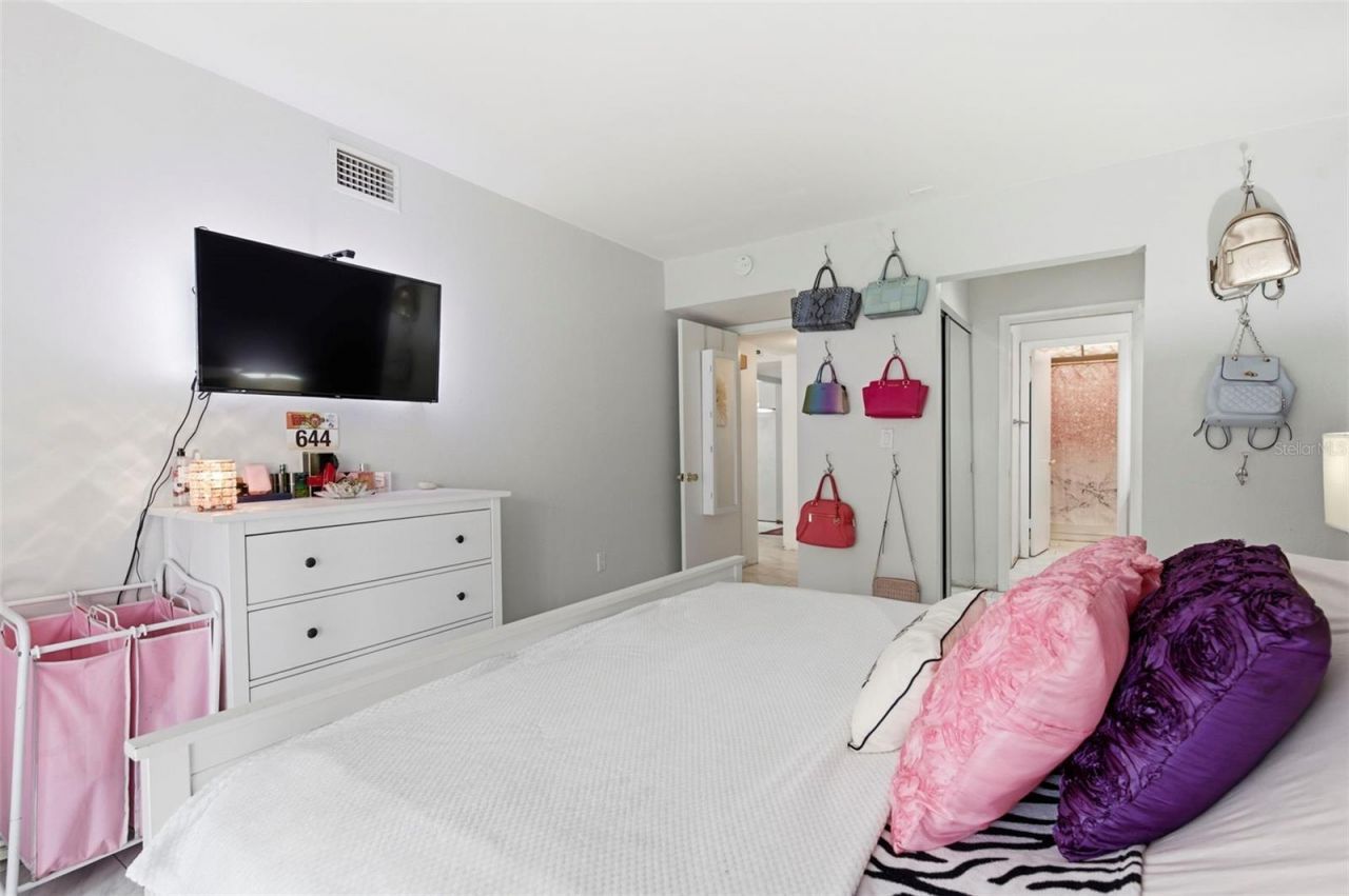 4595 Chancellor Street Ne, Unit 227, Saint Petersburg, FL 33703 Photo