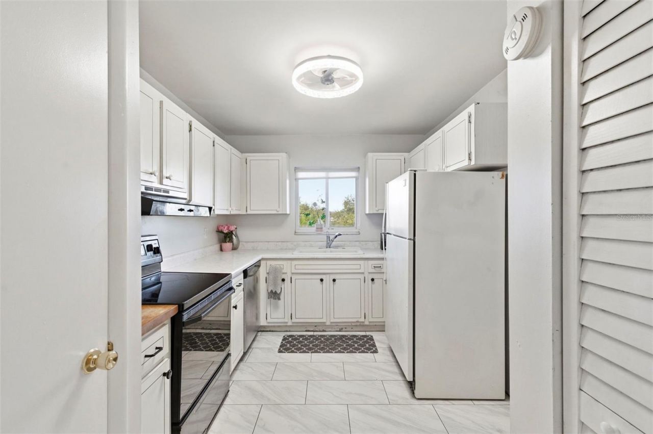 4595 Chancellor Street Ne, Unit 227, Saint Petersburg, FL 33703 Photo